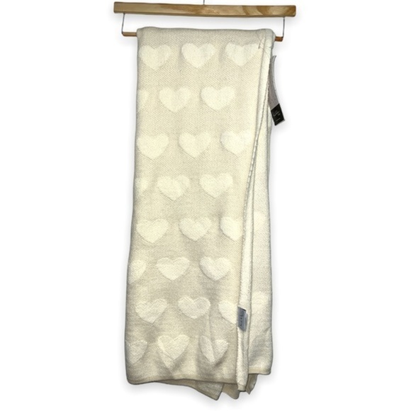 Nicole Miller Heart Blanket mixed texture allover knit 50” x 60“ throw new w tag - Picture 1 of 3